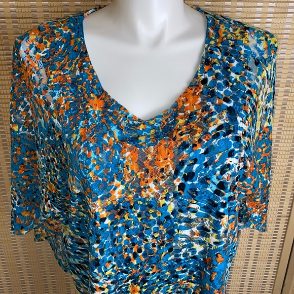 🔷Drapers & Damons Vibrant Colored Flutter 3/4 Sleeve Top Size 1X - Picture 2 of 6